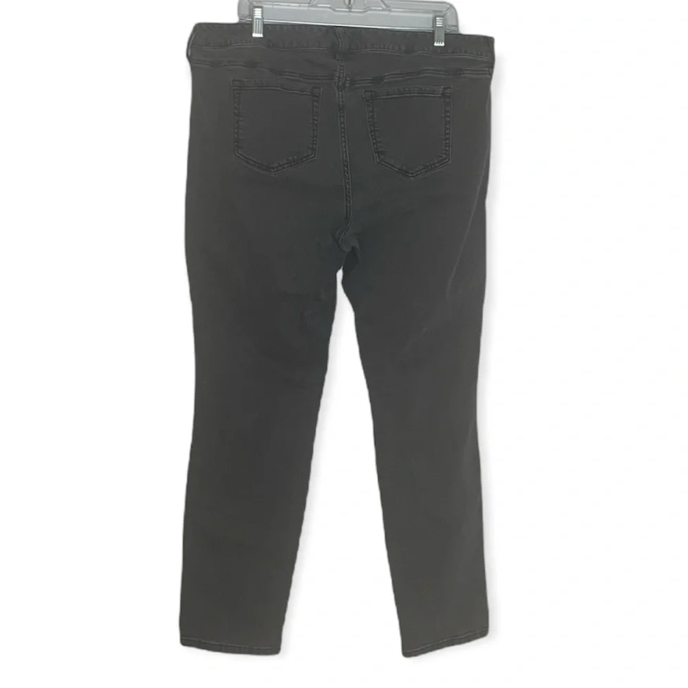 Torrid Women's Boyfriend Jeans - Dark Gray - Picture 2 of 4